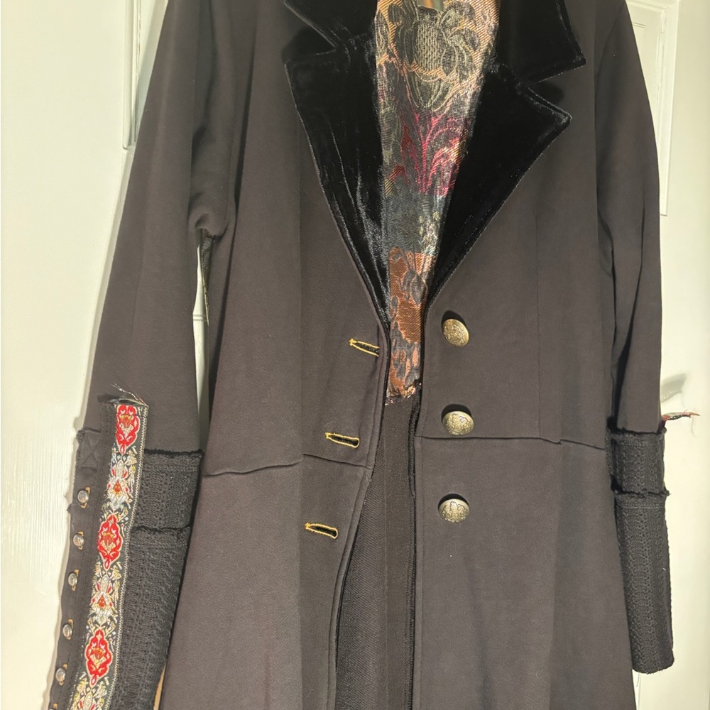Vintage Military Inspired Long Coat with Velvet Trim and Brocade Embroidery - Picture 3 of 6